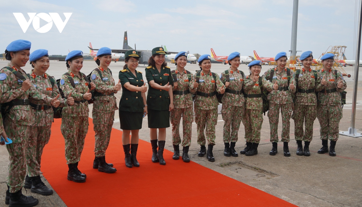 Vietnamese peacekeepers leave for South Sudan mission